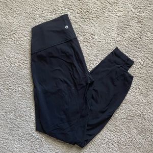 Black Lululemon Wunder Under Leggings